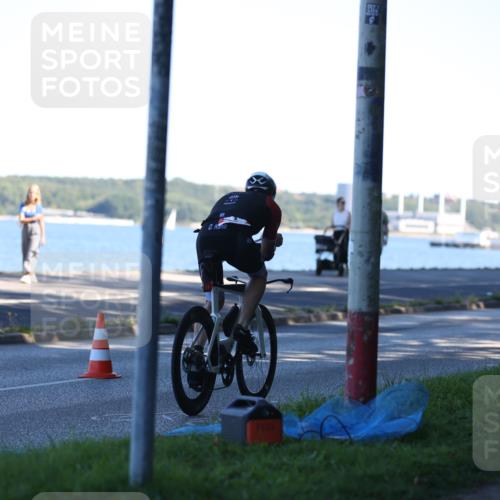 17.08.2025 - KN Förde Triathlon 2025 Yannick Fuchs http://msf.ph/oto/8628267 17.08.2025 15:22:00 Radfahren 5, 8, 12, 4 meine-sportfotos.de
