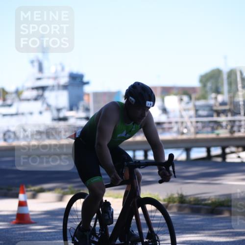 17.08.2025 - KN Förde Triathlon 2025 Yannick Fuchs http://msf.ph/oto/8628312 17.08.2025 15:25:48 Radfahren 3 meine-sportfotos.de