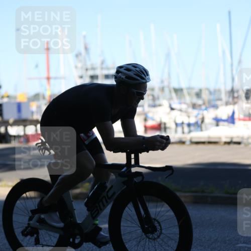 17.08.2025 - KN Förde Triathlon 2025 Yannick Fuchs http://msf.ph/oto/8628327 17.08.2025 15:26:20 Radfahren 13, 31, 33 meine-sportfotos.de