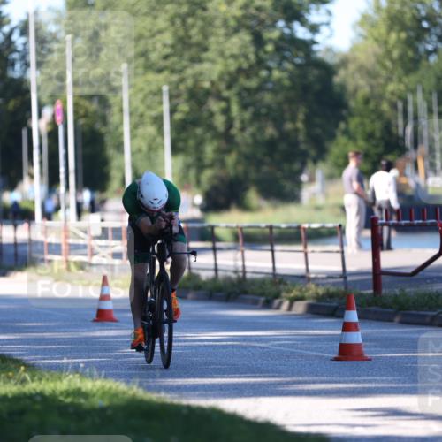 17.08.2025 - KN Förde Triathlon 2025 Yannick Fuchs http://msf.ph/oto/8628360 17.08.2025 15:29:31 Radfahren 35 meine-sportfotos.de