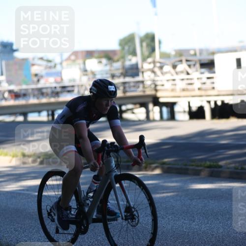 17.08.2025 - KN Förde Triathlon 2025 Yannick Fuchs http://msf.ph/oto/8628395 17.08.2025 15:31:47 Radfahren 18, 27, 30 meine-sportfotos.de