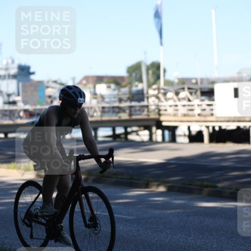 17.08.2025 - KN Förde Triathlon 2025 Yannick Fuchs http://msf.ph/oto/8628416 17.08.2025 15:33:08 Radfahren 20, 29, 36 meine-sportfotos.de