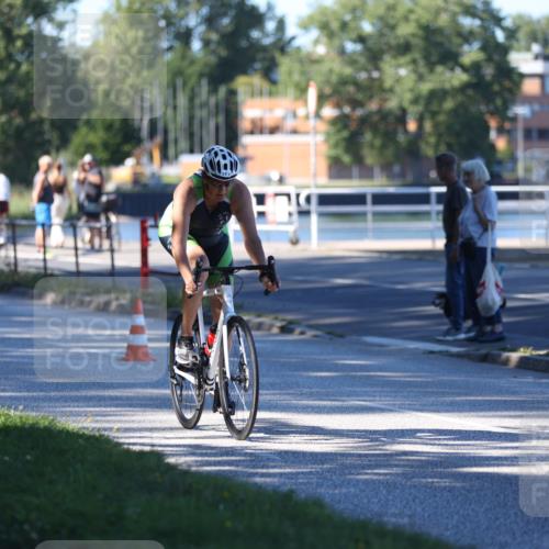 17.08.2025 - KN Förde Triathlon 2025 Yannick Fuchs http://msf.ph/oto/8628502 17.08.2025 15:40:25 Radfahren 19, 16 meine-sportfotos.de