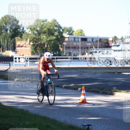 17.08.2025 - KN Förde Triathlon 2025 Yannick Fuchs http://msf.ph/oto/8628523 17.08.2025 15:41:42 Radfahren 16 meine-sportfotos.de