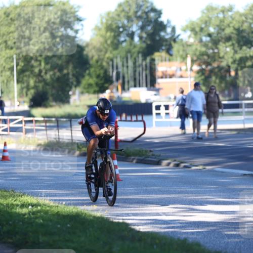 17.08.2025 - KN Förde Triathlon 2025 Yannick Fuchs http://msf.ph/oto/8628534 17.08.2025 15:44:28 Radfahren 6 meine-sportfotos.de