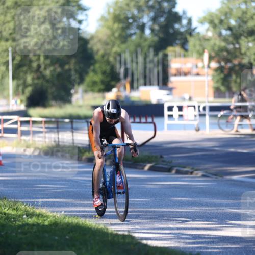17.08.2025 - KN Förde Triathlon 2025 Yannick Fuchs http://msf.ph/oto/8628557 17.08.2025 15:47:31 Radfahren 15 meine-sportfotos.de