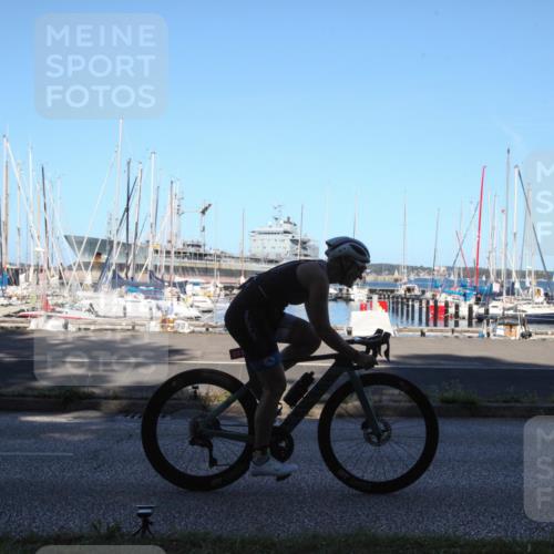 17.08.2025 - KN Förde Triathlon 2025 Yannick Fuchs http://msf.ph/oto/8628760 17.08.2025 15:37:09 Radfahren  meine-sportfotos.de