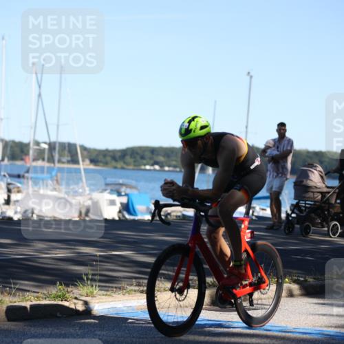 17.08.2025 - KN Förde Triathlon 2025 Yannick Fuchs http://msf.ph/oto/8628802 17.08.2025 14:54:33 Radfahren  meine-sportfotos.de