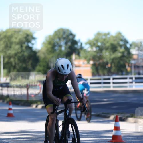 17.08.2025 - KN Förde Triathlon 2025 Yannick Fuchs http://msf.ph/oto/8628846 17.08.2025 15:03:21 Radfahren 35 meine-sportfotos.de