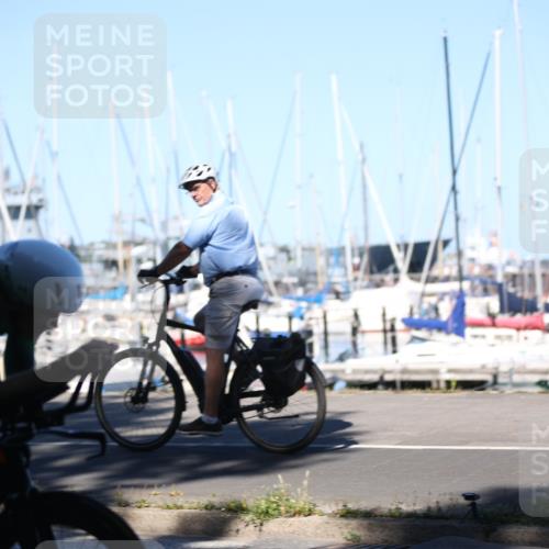 17.08.2025 - KN Förde Triathlon 2025 Yannick Fuchs http://msf.ph/oto/8628902 17.08.2025 15:18:29 Radfahren  meine-sportfotos.de