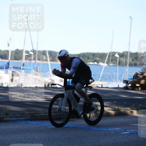 17.08.2025 - KN Förde Triathlon 2025 Yannick Fuchs http://msf.ph/oto/8628925 17.08.2025 15:20:31 Radfahren 2 meine-sportfotos.de