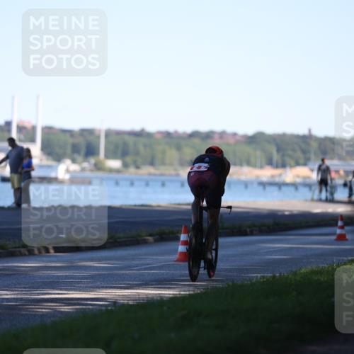 17.08.2025 - KN Förde Triathlon 2025 Yannick Fuchs http://msf.ph/oto/8628939 17.08.2025 15:20:43 Radfahren  meine-sportfotos.de