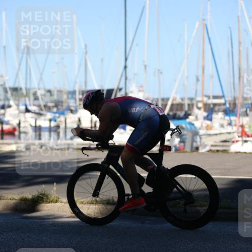 17.08.2025 - KN Förde Triathlon 2025 Yannick Fuchs http://msf.ph/oto/8628993 17.08.2025 15:22:05 Radfahren  meine-sportfotos.de