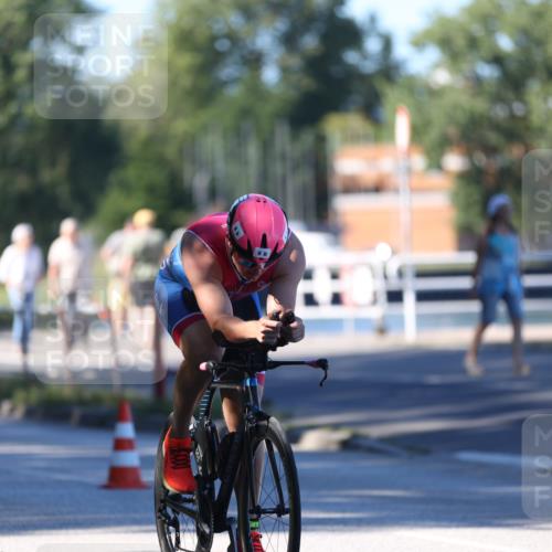 17.08.2025 - KN Förde Triathlon 2025 Yannick Fuchs http://msf.ph/oto/8629014 17.08.2025 15:23:41 Radfahren  meine-sportfotos.de
