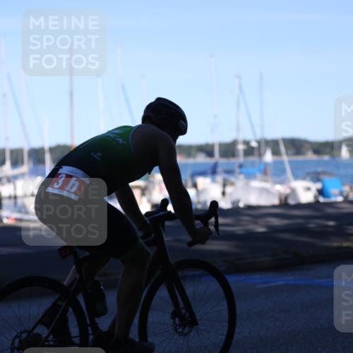17.08.2025 - KN Förde Triathlon 2025 Yannick Fuchs http://msf.ph/oto/8629035 17.08.2025 15:25:49 Radfahren 3 meine-sportfotos.de