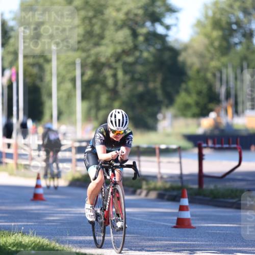 17.08.2025 - KN Förde Triathlon 2025 Yannick Fuchs http://msf.ph/oto/8629067 17.08.2025 15:28:20 Radfahren  meine-sportfotos.de