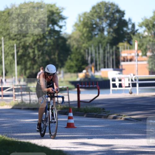 17.08.2025 - KN Förde Triathlon 2025 Yannick Fuchs http://msf.ph/oto/8629087 17.08.2025 15:29:51 Radfahren  meine-sportfotos.de