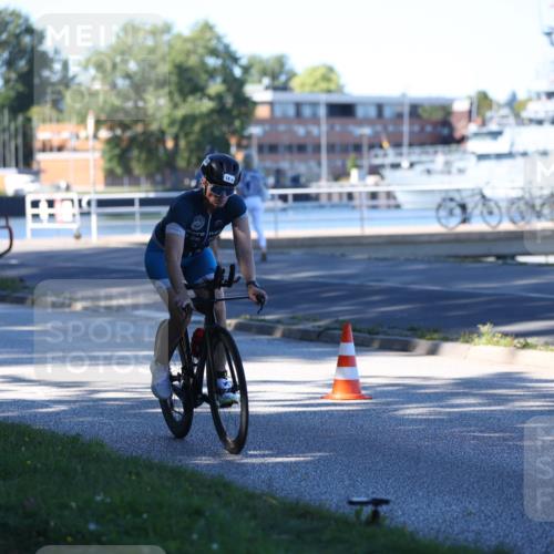 17.08.2025 - KN Förde Triathlon 2025 Yannick Fuchs http://msf.ph/oto/8629106 17.08.2025 15:31:44 Radfahren  meine-sportfotos.de