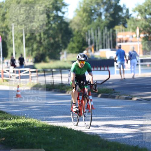 17.08.2025 - KN Förde Triathlon 2025 Yannick Fuchs http://msf.ph/oto/8629117 17.08.2025 15:31:54 Radfahren  meine-sportfotos.de