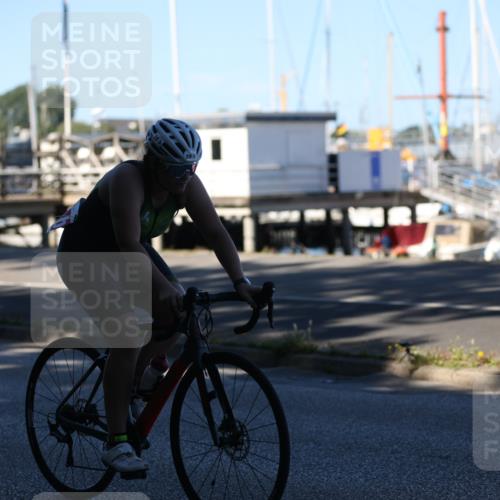 17.08.2025 - KN Förde Triathlon 2025 Yannick Fuchs http://msf.ph/oto/8629143 17.08.2025 15:34:06 Radfahren  meine-sportfotos.de