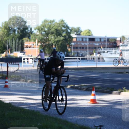 17.08.2025 - KN Förde Triathlon 2025 Yannick Fuchs http://msf.ph/oto/8629201 17.08.2025 15:36:43 Radfahren  meine-sportfotos.de