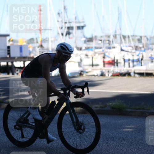 17.08.2025 - KN Förde Triathlon 2025 Yannick Fuchs http://msf.ph/oto/8629214 17.08.2025 15:37:09 Radfahren  meine-sportfotos.de