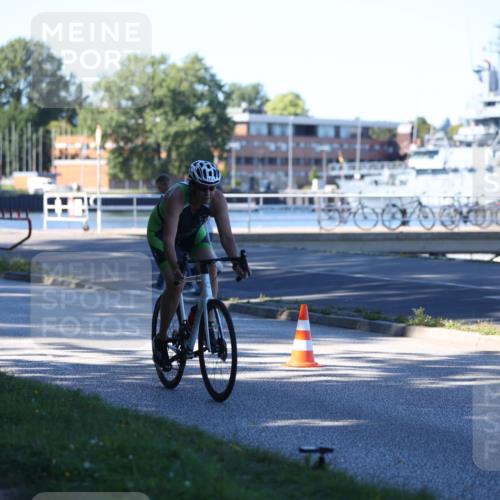 17.08.2025 - KN Förde Triathlon 2025 Yannick Fuchs http://msf.ph/oto/8629221 17.08.2025 15:40:26 Radfahren  meine-sportfotos.de