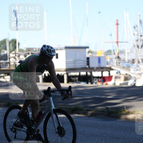 17.08.2025 - KN Förde Triathlon 2025 Yannick Fuchs http://msf.ph/oto/8629225 17.08.2025 15:40:27 Radfahren  meine-sportfotos.de