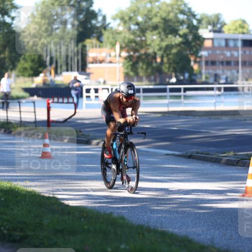 17.08.2025 - KN Förde Triathlon 2025 Yannick Fuchs http://msf.ph/oto/8629262 17.08.2025 15:45:09 Radfahren 26 meine-sportfotos.de