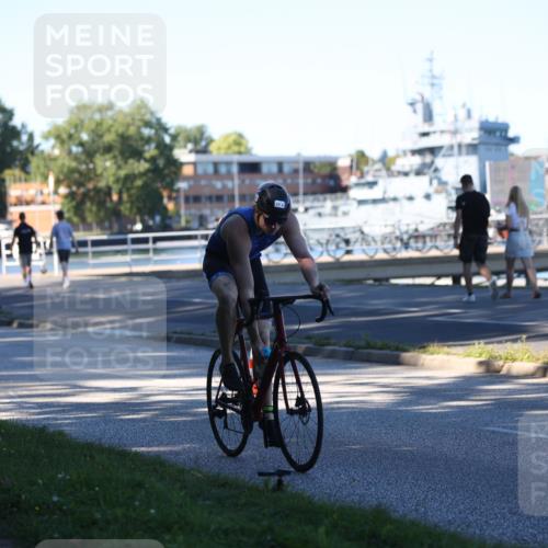 17.08.2025 - KN Förde Triathlon 2025 Yannick Fuchs http://msf.ph/oto/8629289 17.08.2025 15:47:43 Radfahren  meine-sportfotos.de