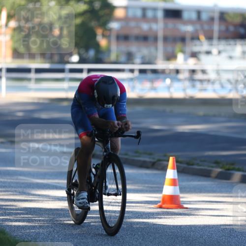 17.08.2025 - KN Förde Triathlon 2025 Yannick Fuchs http://msf.ph/oto/8629306 17.08.2025 15:50:25 Radfahren  meine-sportfotos.de