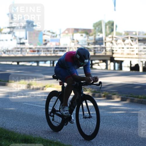 17.08.2025 - KN Förde Triathlon 2025 Yannick Fuchs http://msf.ph/oto/8629310 17.08.2025 15:50:25 Radfahren  meine-sportfotos.de
