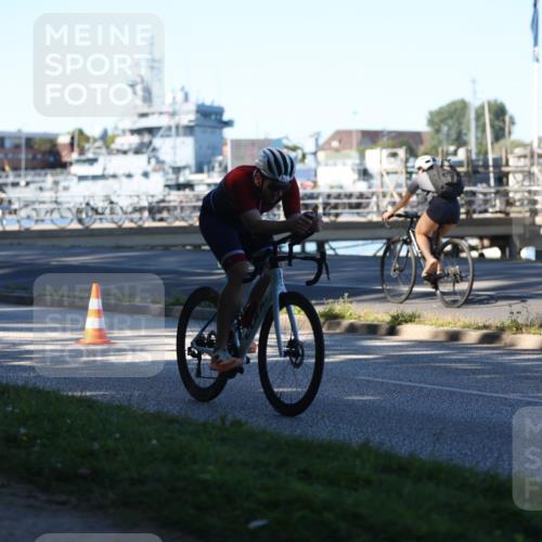 17.08.2025 - KN Förde Triathlon 2025 Yannick Fuchs http://msf.ph/oto/8629316 17.08.2025 15:53:19 Radfahren  meine-sportfotos.de
