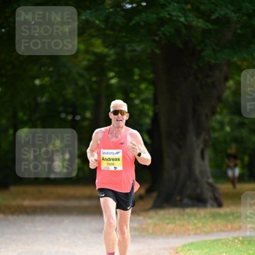 31.08.2025 - 21. Blankeneser Heldenlauf Dr. Thomas Lammeyer http://msf.ph/oto/8629450 31.08.2025 10:05:34 Laufen 2358 meine-sportfotos.de