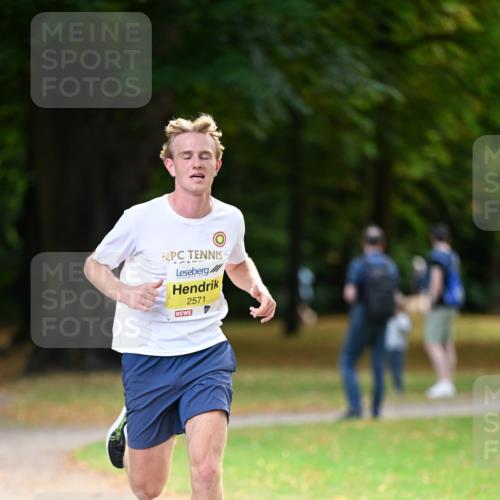 31.08.2025 - 21. Blankeneser Heldenlauf Dr. Thomas Lammeyer http://msf.ph/oto/8629492 31.08.2025 10:06:02 Laufen 2571 meine-sportfotos.de
