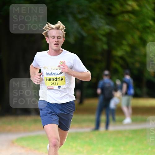 31.08.2025 - 21. Blankeneser Heldenlauf Dr. Thomas Lammeyer http://msf.ph/oto/8629494 31.08.2025 10:06:02 Laufen 2571 meine-sportfotos.de