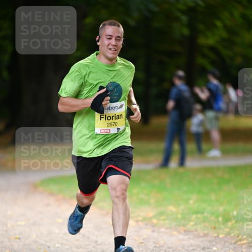 31.08.2025 - 21. Blankeneser Heldenlauf Dr. Thomas Lammeyer http://msf.ph/oto/8629510 31.08.2025 10:06:28 Laufen 4, 2570 meine-sportfotos.de