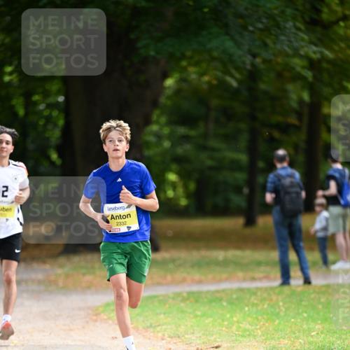 31.08.2025 - 21. Blankeneser Heldenlauf Dr. Thomas Lammeyer http://msf.ph/oto/8629573 31.08.2025 10:07:05 Laufen 2, 2572, 2332 meine-sportfotos.de