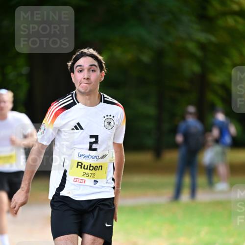 31.08.2025 - 21. Blankeneser Heldenlauf Dr. Thomas Lammeyer http://msf.ph/oto/8629592 31.08.2025 10:07:08 Laufen 2, 2572 meine-sportfotos.de