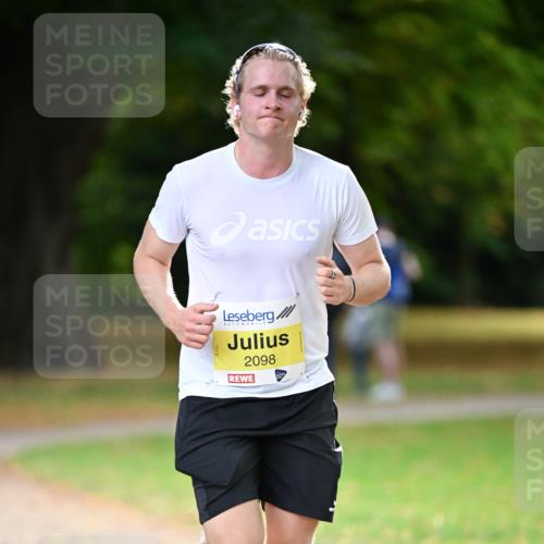 31.08.2025 - 21. Blankeneser Heldenlauf Dr. Thomas Lammeyer http://msf.ph/oto/8629602 31.08.2025 10:07:11 Laufen 2098 meine-sportfotos.de