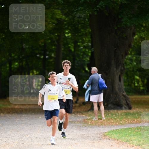 31.08.2025 - 21. Blankeneser Heldenlauf Dr. Thomas Lammeyer http://msf.ph/oto/8629604 31.08.2025 10:07:37 Laufen 2, 399, 2713 meine-sportfotos.de