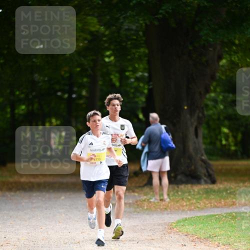 31.08.2025 - 21. Blankeneser Heldenlauf Dr. Thomas Lammeyer http://msf.ph/oto/8629608 31.08.2025 10:07:37 Laufen 713, 2, 10 meine-sportfotos.de