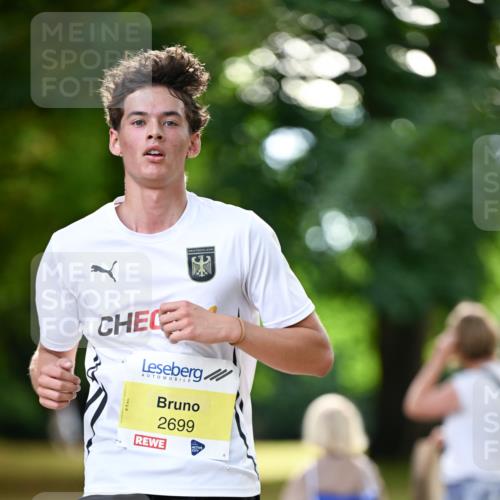 31.08.2025 - 21. Blankeneser Heldenlauf Dr. Thomas Lammeyer http://msf.ph/oto/8629634 31.08.2025 10:07:42 Laufen 2699 meine-sportfotos.de