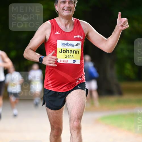 31.08.2025 - 21. Blankeneser Heldenlauf Dr. Thomas Lammeyer http://msf.ph/oto/8629676 31.08.2025 10:08:00 Laufen 2493 meine-sportfotos.de