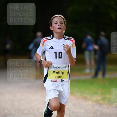 31.08.2025 - 21. Blankeneser Heldenlauf Dr. Thomas Lammeyer http://msf.ph/oto/8629714 31.08.2025 10:08:08 Laufen 10, 2312 meine-sportfotos.de
