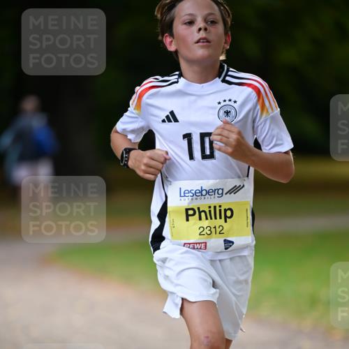 31.08.2025 - 21. Blankeneser Heldenlauf Dr. Thomas Lammeyer http://msf.ph/oto/8629720 31.08.2025 10:08:08 Laufen 10, 2312 meine-sportfotos.de