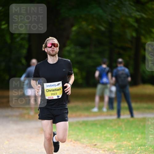 31.08.2025 - 21. Blankeneser Heldenlauf Dr. Thomas Lammeyer http://msf.ph/oto/8629744 31.08.2025 10:08:23 Laufen 2023 meine-sportfotos.de