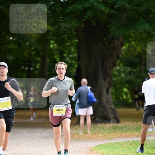 31.08.2025 - 21. Blankeneser Heldenlauf Dr. Thomas Lammeyer http://msf.ph/oto/8629757 31.08.2025 10:08:40 Laufen 2728, 2294 meine-sportfotos.de