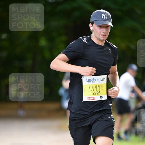 31.08.2025 - 21. Blankeneser Heldenlauf Dr. Thomas Lammeyer http://msf.ph/oto/8629763 31.08.2025 10:08:42 Laufen 2728 meine-sportfotos.de