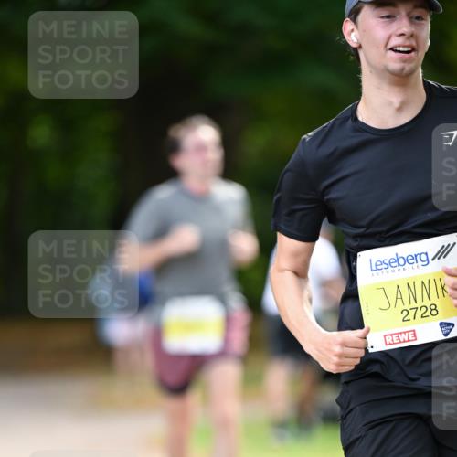 31.08.2025 - 21. Blankeneser Heldenlauf Dr. Thomas Lammeyer http://msf.ph/oto/8629766 31.08.2025 10:08:42 Laufen 2728, 7 meine-sportfotos.de